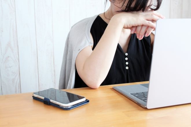 夫の死後に発覚した浮気|40代女性からの調査相談。